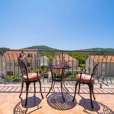 Pero & Jele فيلة *