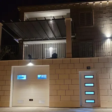 Pero & Jele Villa Mlini